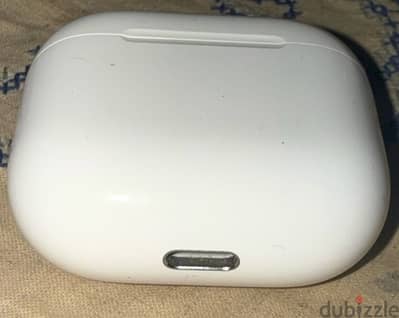 AirPods 4