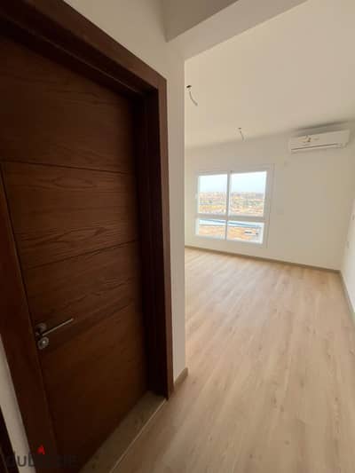 A great deal on an apartment for rent in Kayan Grand Heights compound, October.