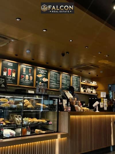 A cafe in a strategic location directly on Suez Road, with a 58% discount, near Madinaty.