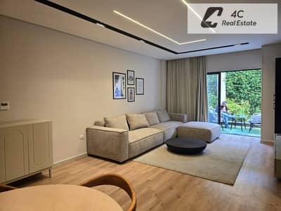 For sale at the lowest price for a quick sale: an ultra-super-lux finished apartment with air conditioning in Lake View 1, Fifth Settlement, ready