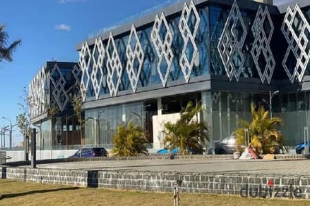 مكتب للأيجار بموقع مميز في أكوبر بمول كازان بلازا خلف مول العرب