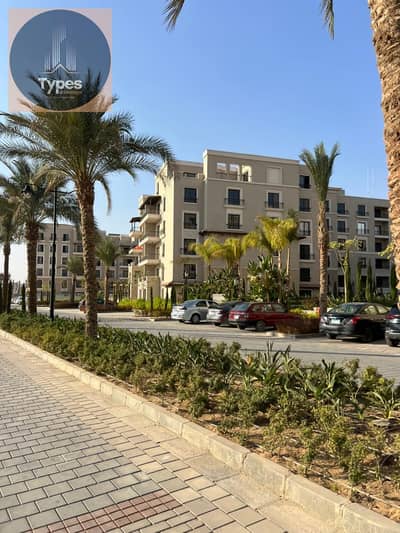 للبيع شقه في كمبوند village west في احسن لوكيشن واقل سعر في الماركت استلام فوري