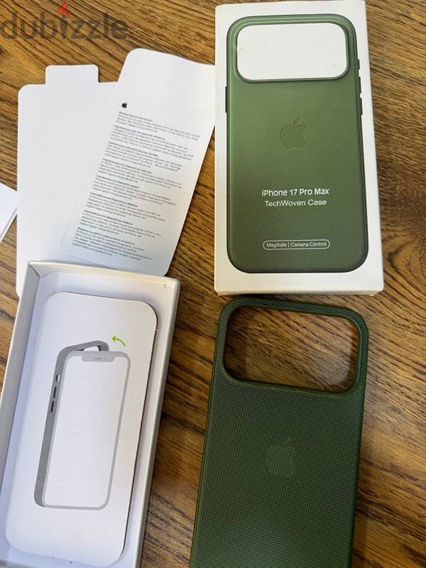 Apple TechWoven Case 3