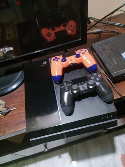 PS4 Fat 1TB متعدل GoldHEN (بدون اسطوانة او ) + 20 لعبة من أقوى الألعاب