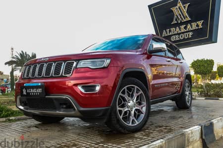جيب شيروكى 2022 جيب   -  جراند شيروكي  2022  Limited . . 4X4  82000 km