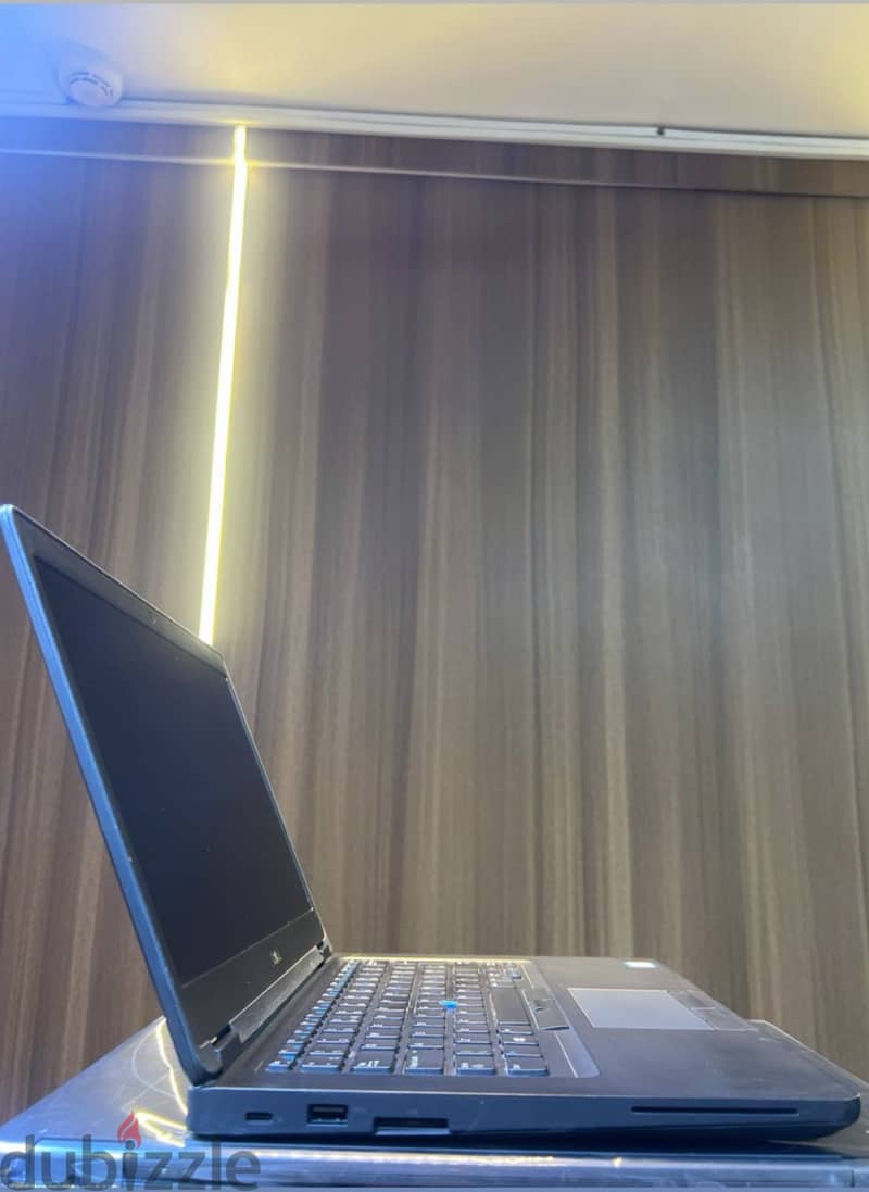 DELL LATITUDE 5490 2