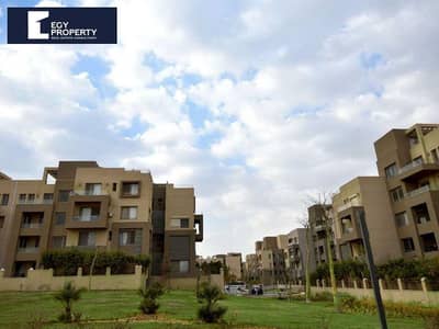 شقة 2 غرف نوم للإيجار في بالم هيلز فيليدج جيت القاهرة الجديدة بمساحة 150 متر