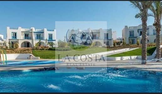 ريسيل لسرعة البيع شاليه في ماونتن فيو راس الحكمه متشطبه بالكامل