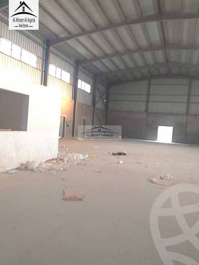 For rent in Al-Jamia, a 1300m2 hangar inside a licensed general storage warehouse complex