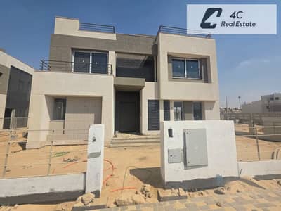 فيلا ستاندالوان 673 متر للبيع بحري  4 غرف نوم في كمبوند بالم هيلز القاهرة الجديدة فيولاند سكيب في لوكيشن مميزpalm hills new cairo