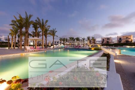 lowest price for town house middle in mountain view ras elhekma - ready to move