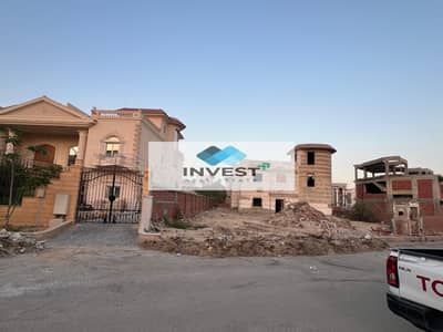 فيلا للبيع بكمبوند جولف سيتي العبور بمساخة 1288م موقع ممتاز جدا وبسعر تجاري لسرعة البيع