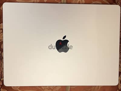 Macbook pro M3 14' 2024