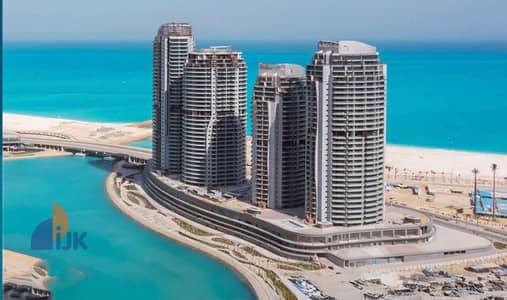 غرفة مميزة للبيع استلام فورى من المالك مباشرة فى أبراج العلمين فيو مباشر بحر و لاجون North Coast