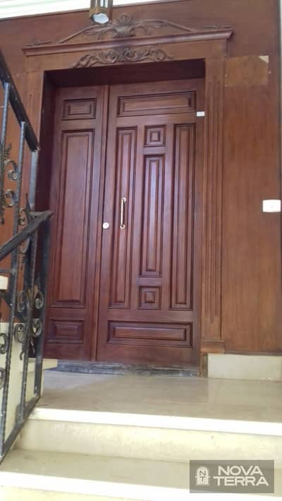 Apartment for rent in West Somed, Block 12 Area: 280 square meters net. . 4 bedrooms
