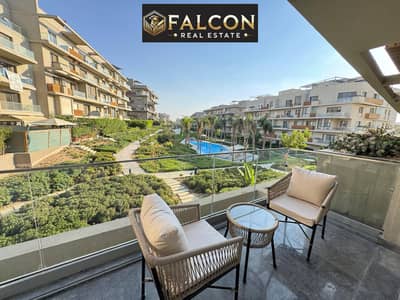 شقه للبيع دوبلكس 4 غرف + جاردن استلام فوري تشطيب كامل Villette sodic بجوار Hyde Park . Mivida . Palm Hills New Cairo