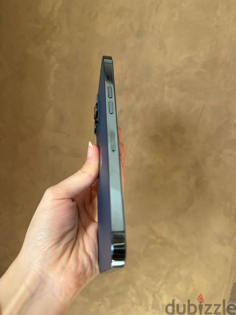 Iphone 12 pro max 2