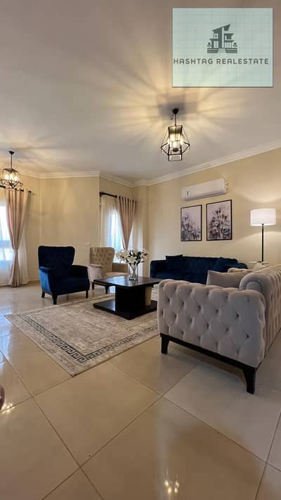 Sheikh Zayed District 7 3 bedrooms living room ⁠2 bathroom⁠ kitchen ⁠The apartment is fully furnished