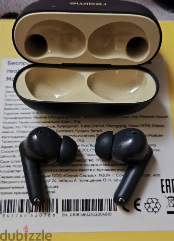 Realme Buds T300 1