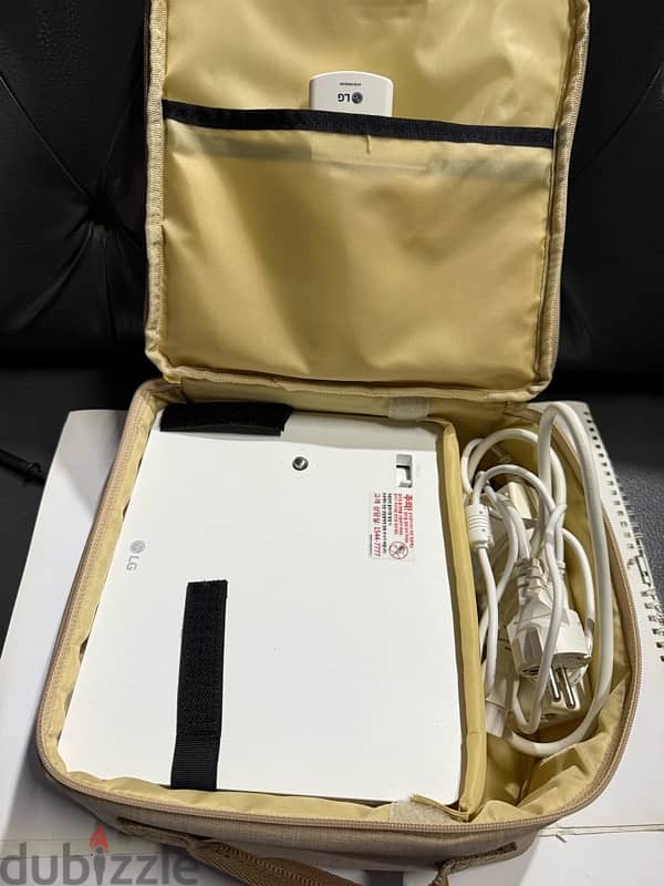 samsung & lg ptojector 11