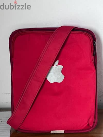 Shoulder bag for young people