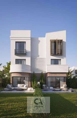 Townhouse for sale in the heart of Mostakbal City in Scenes Compound next to Bloomfields with a 5% down payment and installments over 7 years | Scenes