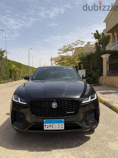 جاكوار إف بيس 2024