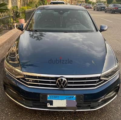 Volkswagen Passat RLine2022 / فولكسفاغن باسات ار لاين فبريكه  اعلي فئه