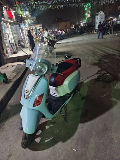 اسكوتر اس واي ام  للبيع