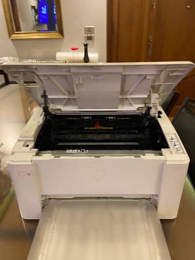 طباعة ليزر بحالتها الاصليه HP Laser jet pro M102a