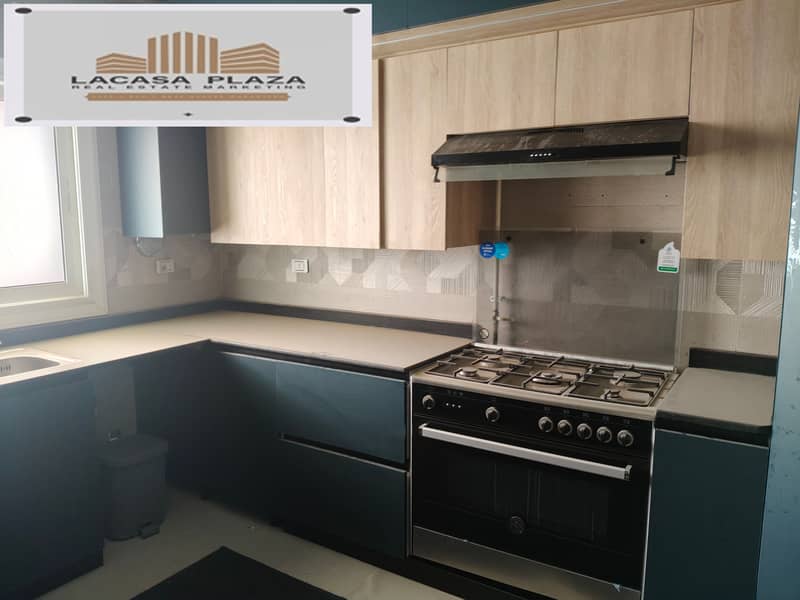 4 Bedrooms 196 sq.M Townhouse for sale 15,500,000 EGP in Continental Residence Compound, Sheikh Zayed
