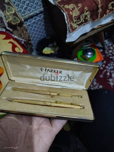 قلم باركر السن ذهب