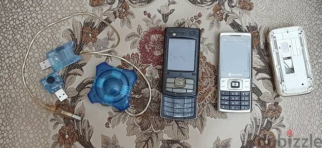 موبايلات زرار + اكسسوارات USB (قطع غيار)