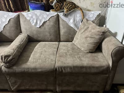ركنه و نيش  تم تنزيل السعر لسرعه البيع