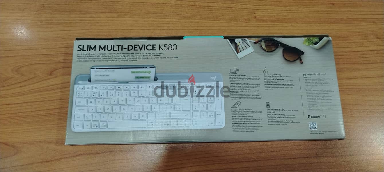 Logitech Slim Multi-Device K580 6
