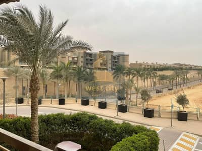 Ground apartment for sale in compound carnell