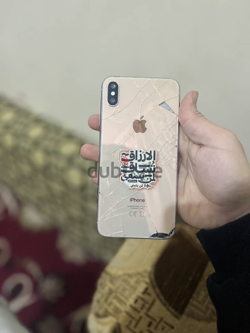 iPhone XS Max 4