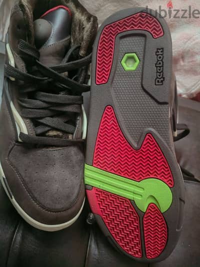 IE9342 Reebok