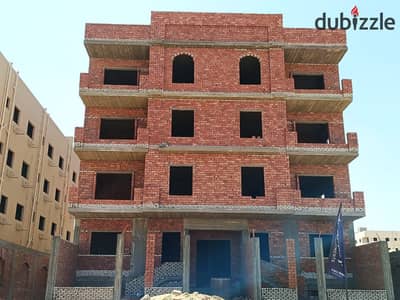 152m² apartment, sea view, in the second district, immediate occupancy, installments over 42 months, minutes from Al Ahly Club