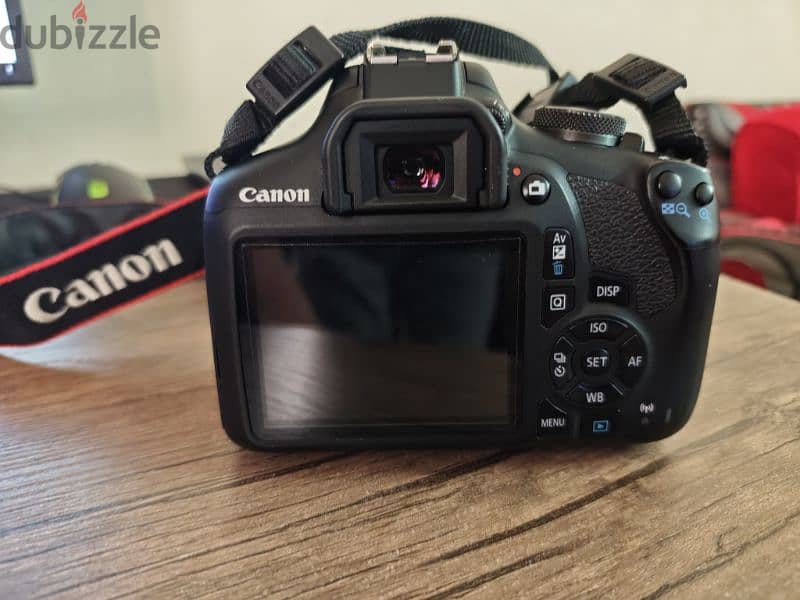 Canon 2000D 3
