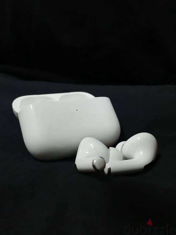 apple airpods pro2سماعه 4