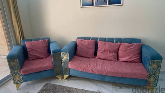 انتريه كنبة وكرسيان