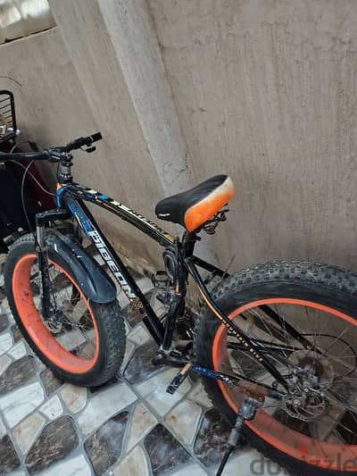 للبيع – حالة ممتازة عجلة Fat Bike ماركة PIGEON بحالة كويسة جدًا