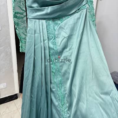 فستان سهرة