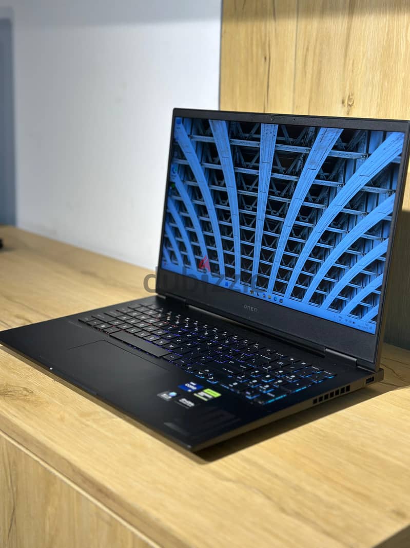 HP OMEN 1