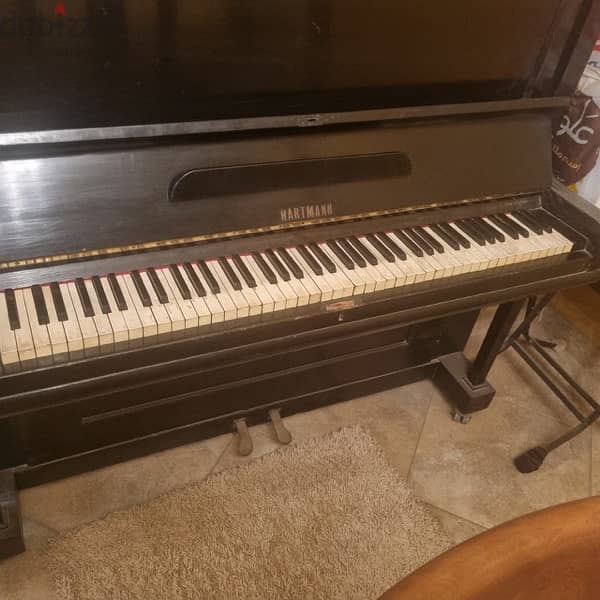 Hartmann Piano 1