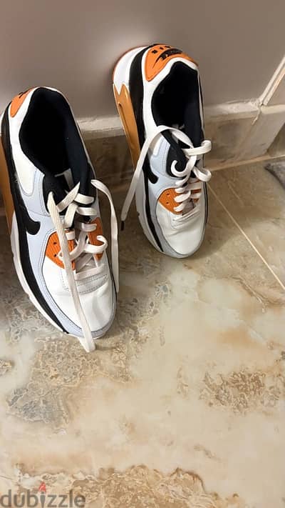 Nike Air Max 90 "Monarch"
