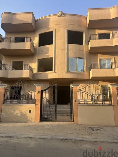 180m Semi-Finish Apartment for Sale in Obour 5th Neighborhood