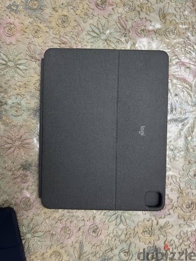 Logitech Combo Touch | 12.9 inch for iPad Pro