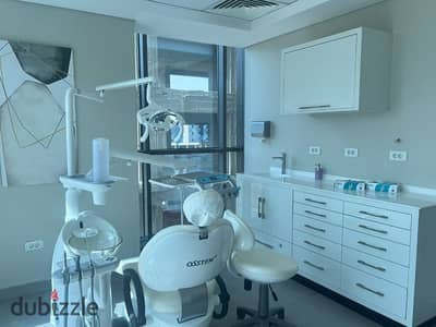 عيادة للايجار بموقع مميز على محور الامل بالعاصمة الادارية الجديدة بسعر لقطة